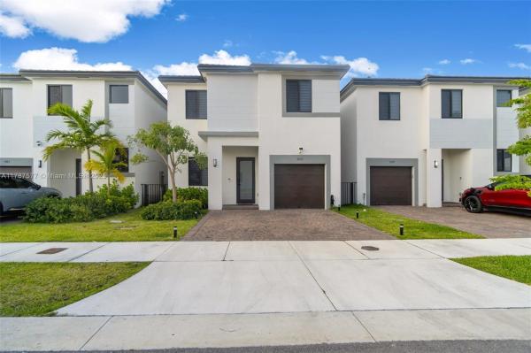 Century Gardens South