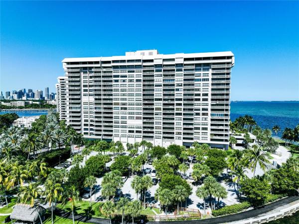 GROVE ISLE CONDO