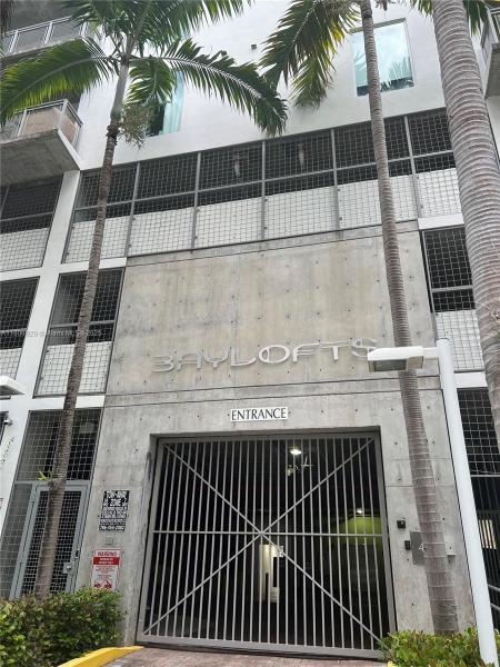BAYLOFTS CONDO