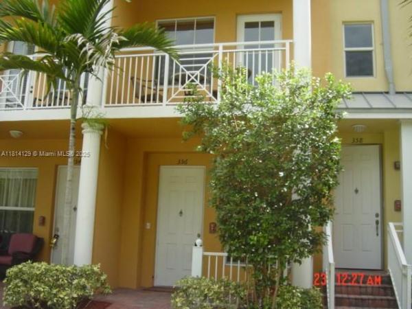 VILLAGE AT SAILBOAT BEND