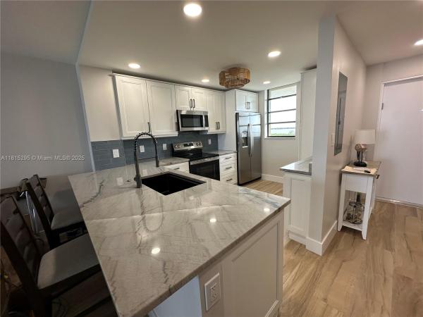 OCEANA OCEANFRONT CONDOMI