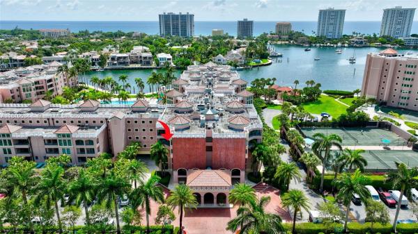 MIZNER COURT CONDO