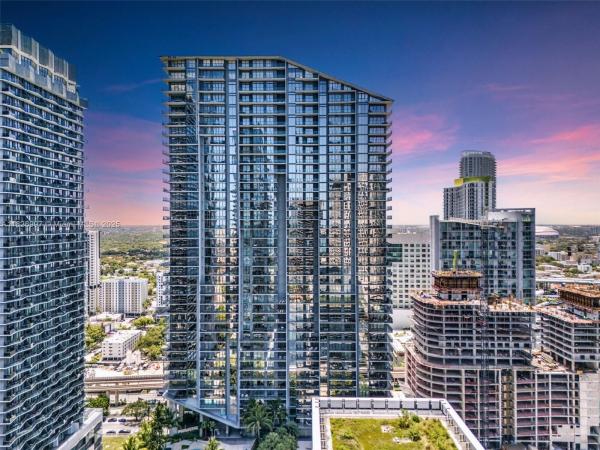 88 SW 7TH ST #2107, MIAMI, FL 33130