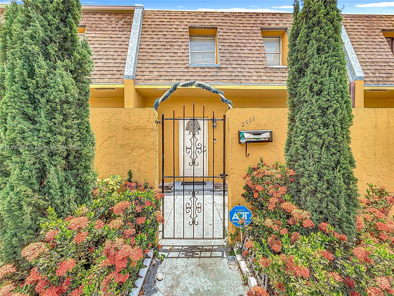 SUNRISE TOWNE PREFERRED 3 - фото