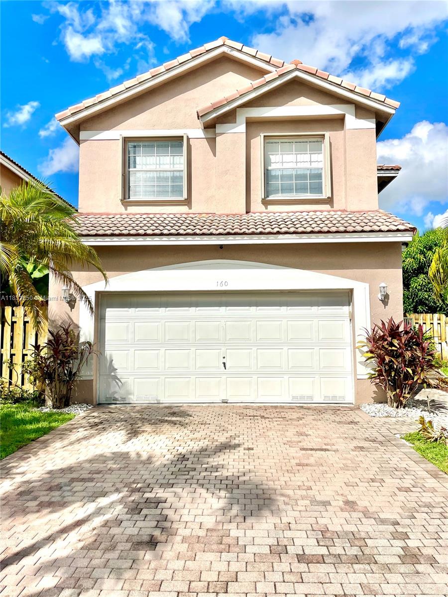 OAKWOOD - фотография OAKWOOD - фото