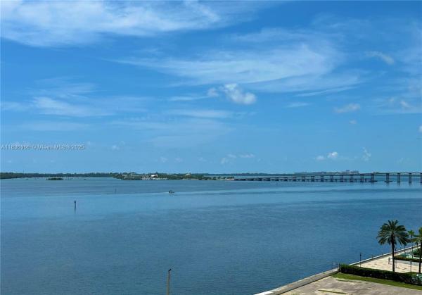 THE MARK ON BRICKELL COND