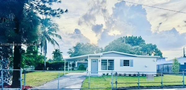 CAROL CITY LAKE STEVEN ES