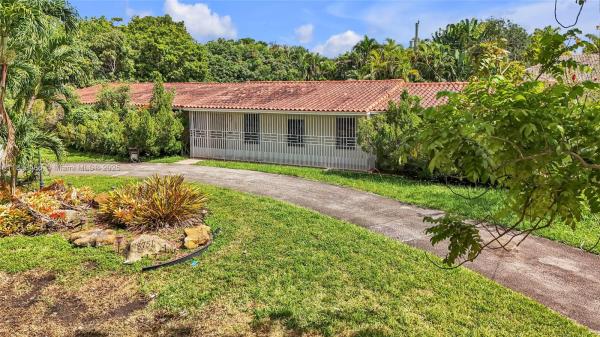 CULLYWOOD ESTS REPLAT