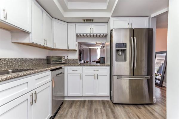 Foxcroft Condominiums