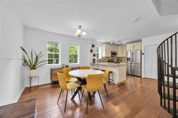 MARBELLA VILLAS CONDO