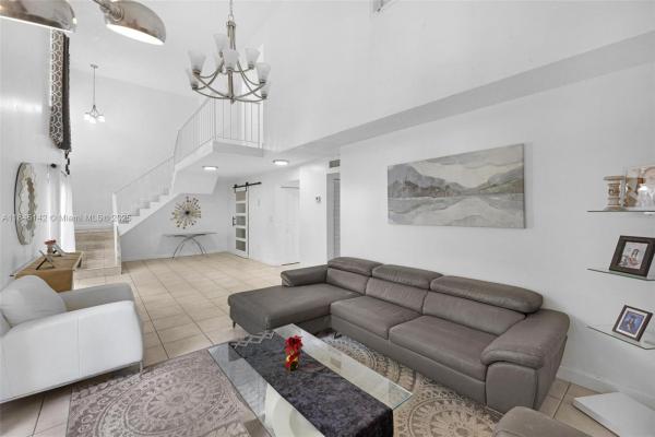 Courtyards at Kendall