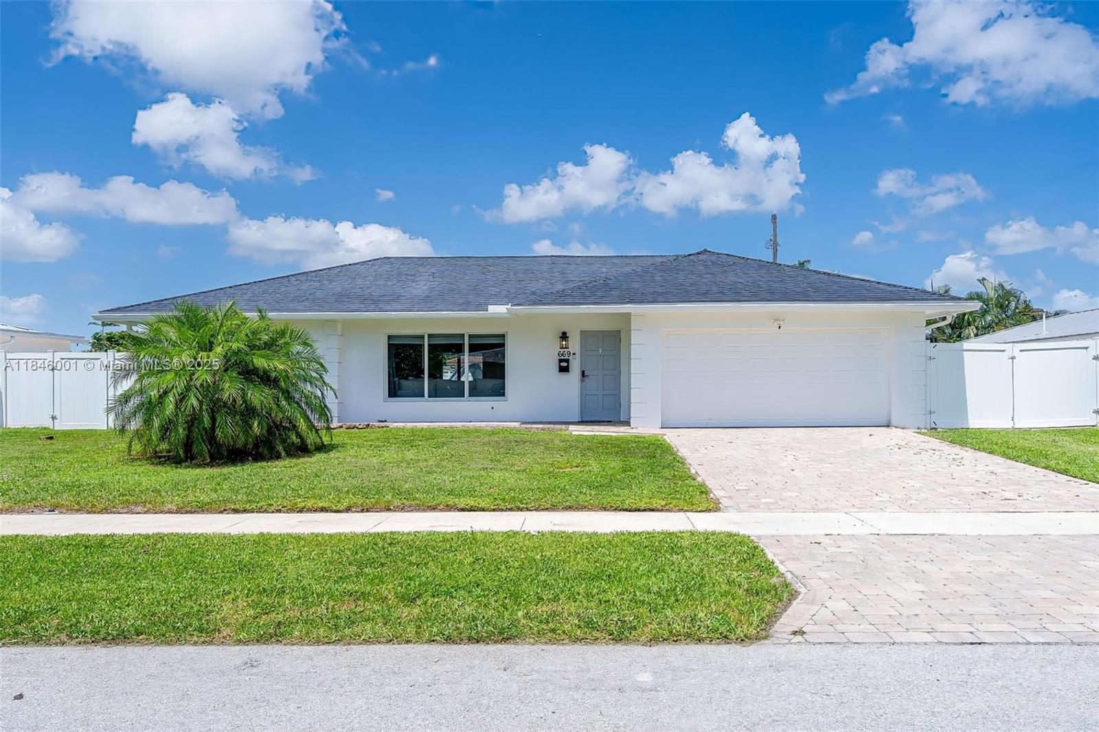 COUNTRY CLUB VILLAGE SEC - фото