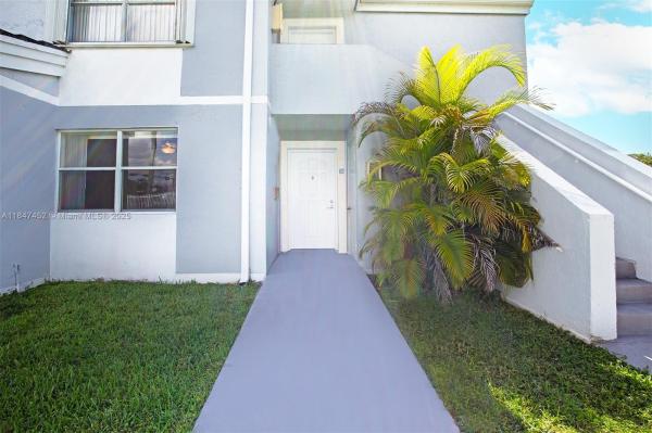 LE CLUB AT OLD CUTLER