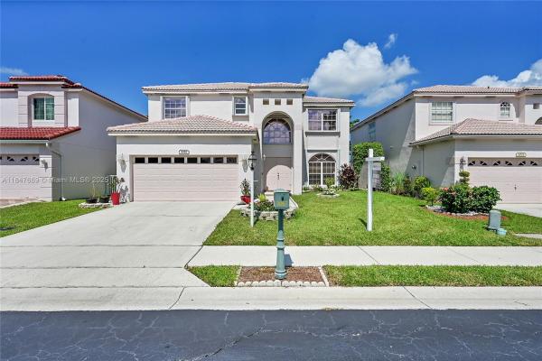 HOLIDAY SPRINGS EAST