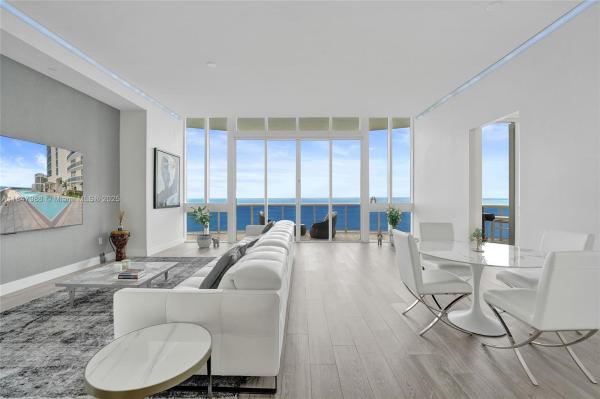 15901 COLLINS AVE #PH01, SUNNY ISLES BEACH, FL 33160
