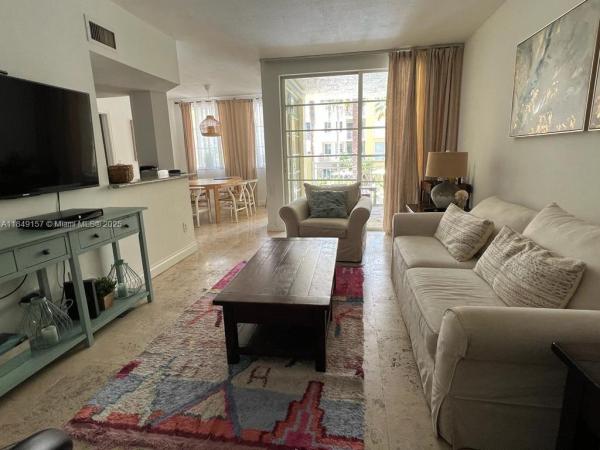 THE COURTS AT SOUTH BEACH