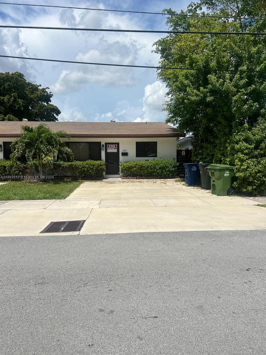 SUNSET LAKE PARK - фото