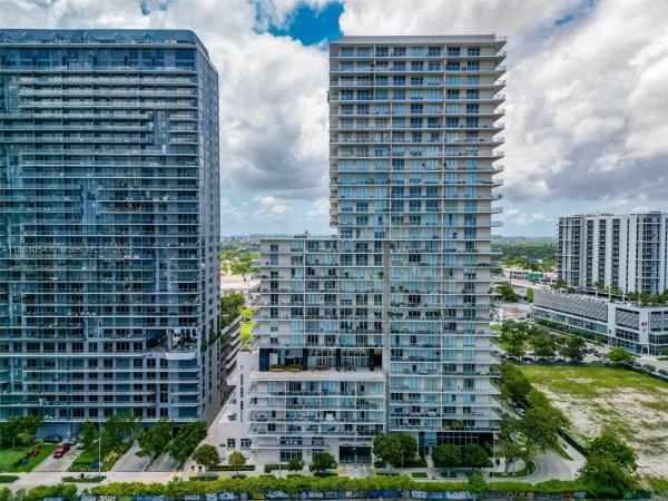 TWO MIDTOWN MIAMI CONDO
