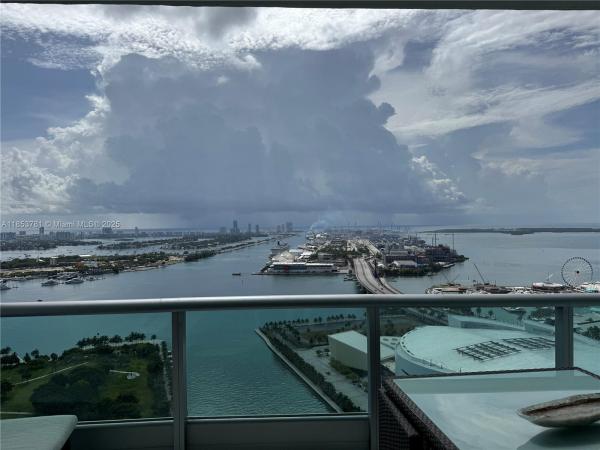 900 BISCAYNE BLVD #4103, MIAMI, FL 33132