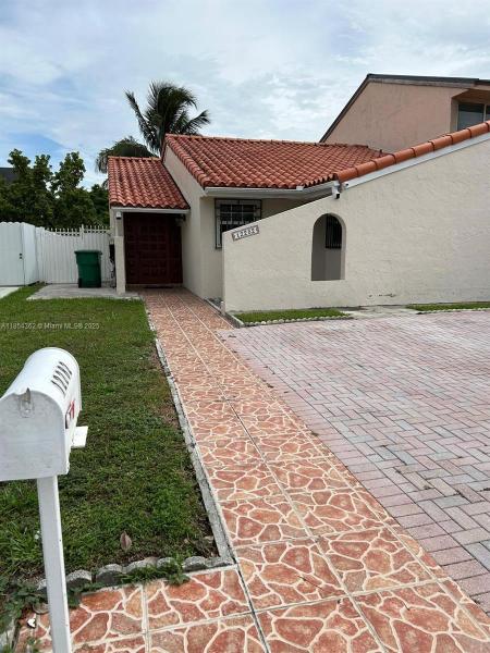 TWIN HOMES INTL GDNS SEC