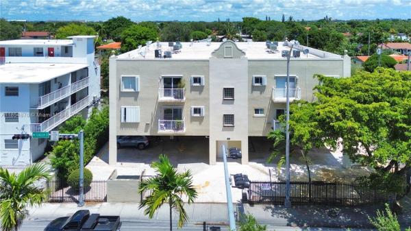 32 FLAGLER CONDO