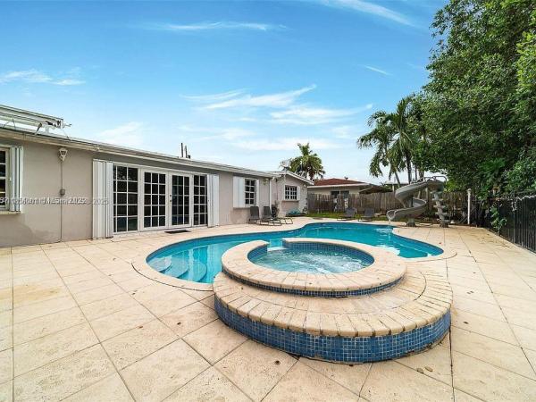 ENCHANTED LAKE SEC 4