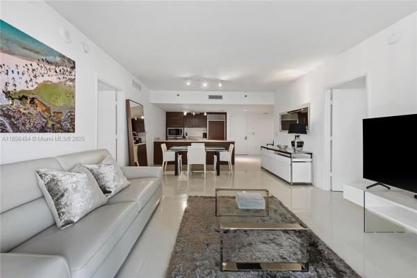 ICONBRICKELL CONDO NO 1