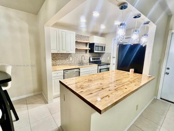 EDGEWOOD GREENS CONDO A