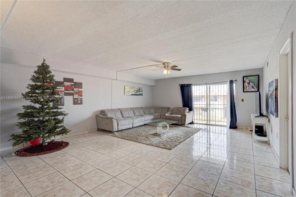 NEW WORLD CONDO APTS II