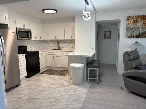 2801 NE 183RD ST #804W, AVENTURA, FL 33160