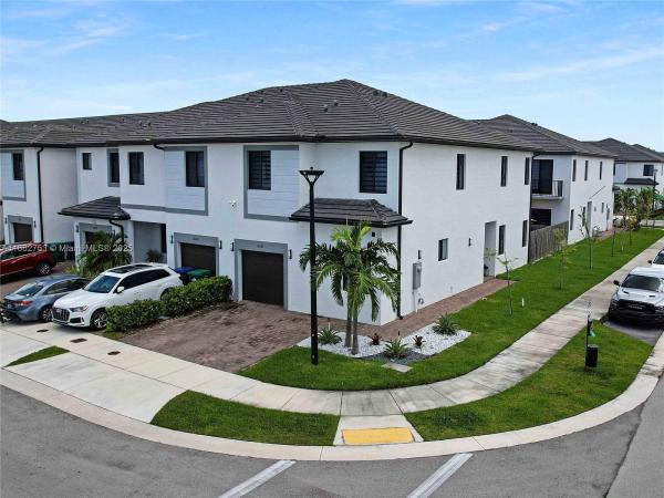 Century Gardens South