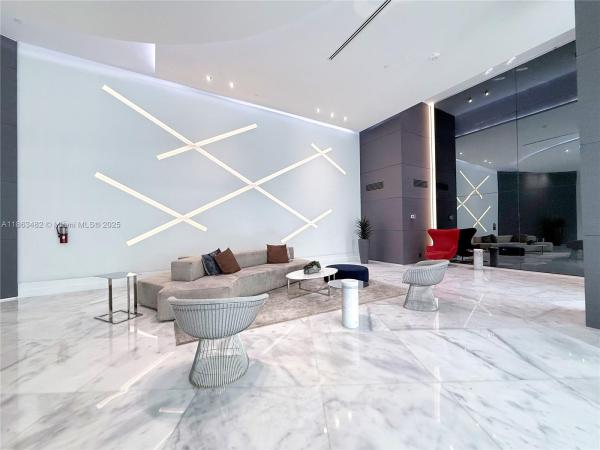 3300 NE 192ND ST #118, AVENTURA, FL 33180