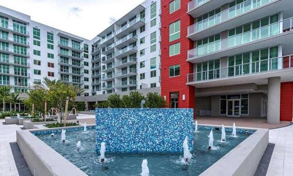 MIDTOWN DORAL CONDO 4