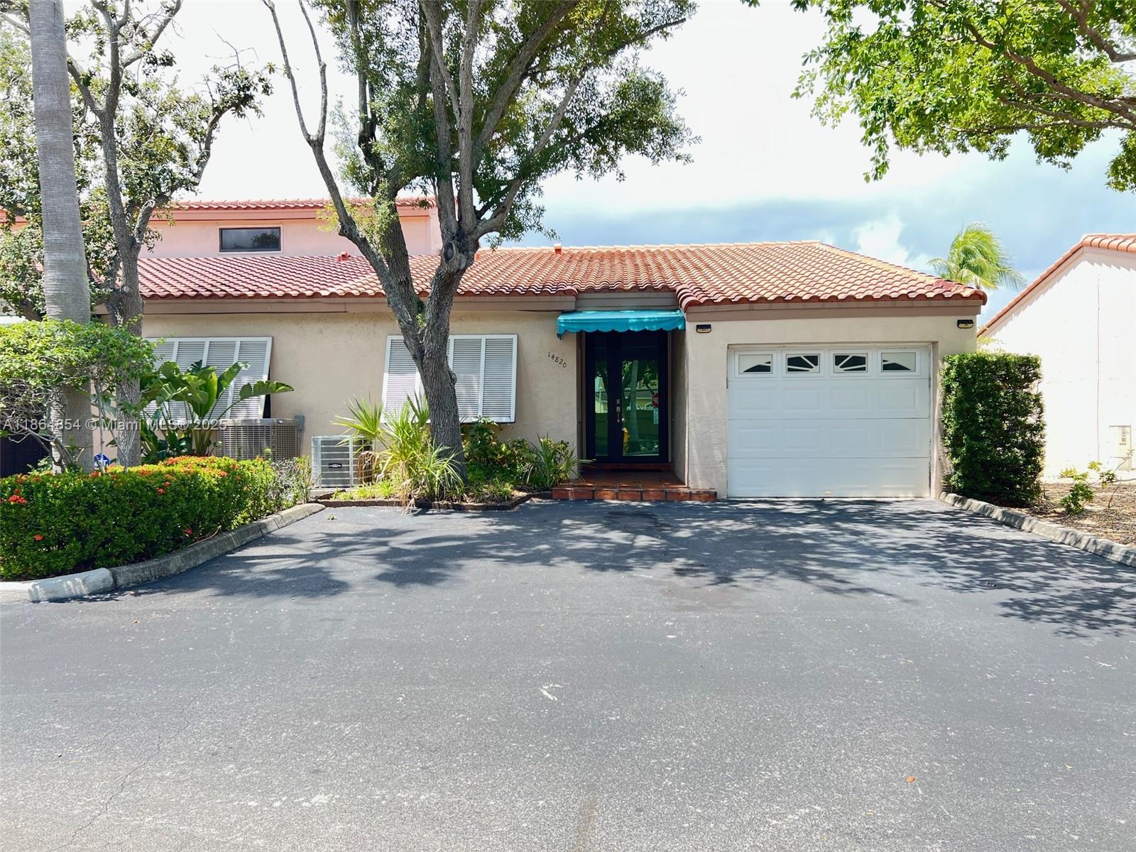 MIAMI LAKES-LAKE CAROL - фото