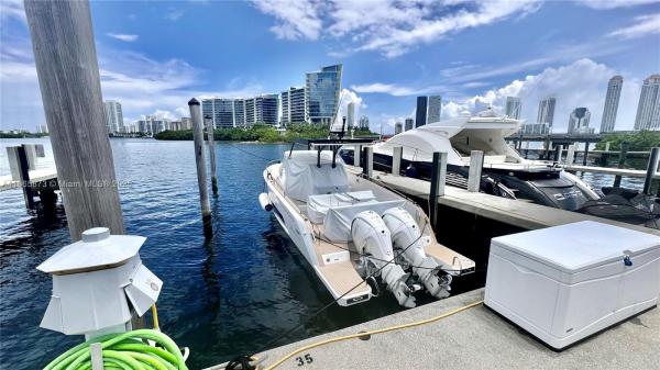 ISLAND ESTATE MARINA