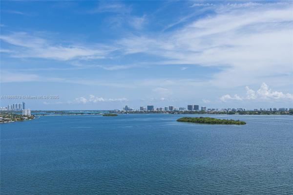 THE TOWERS OF QUAYSIDE CO