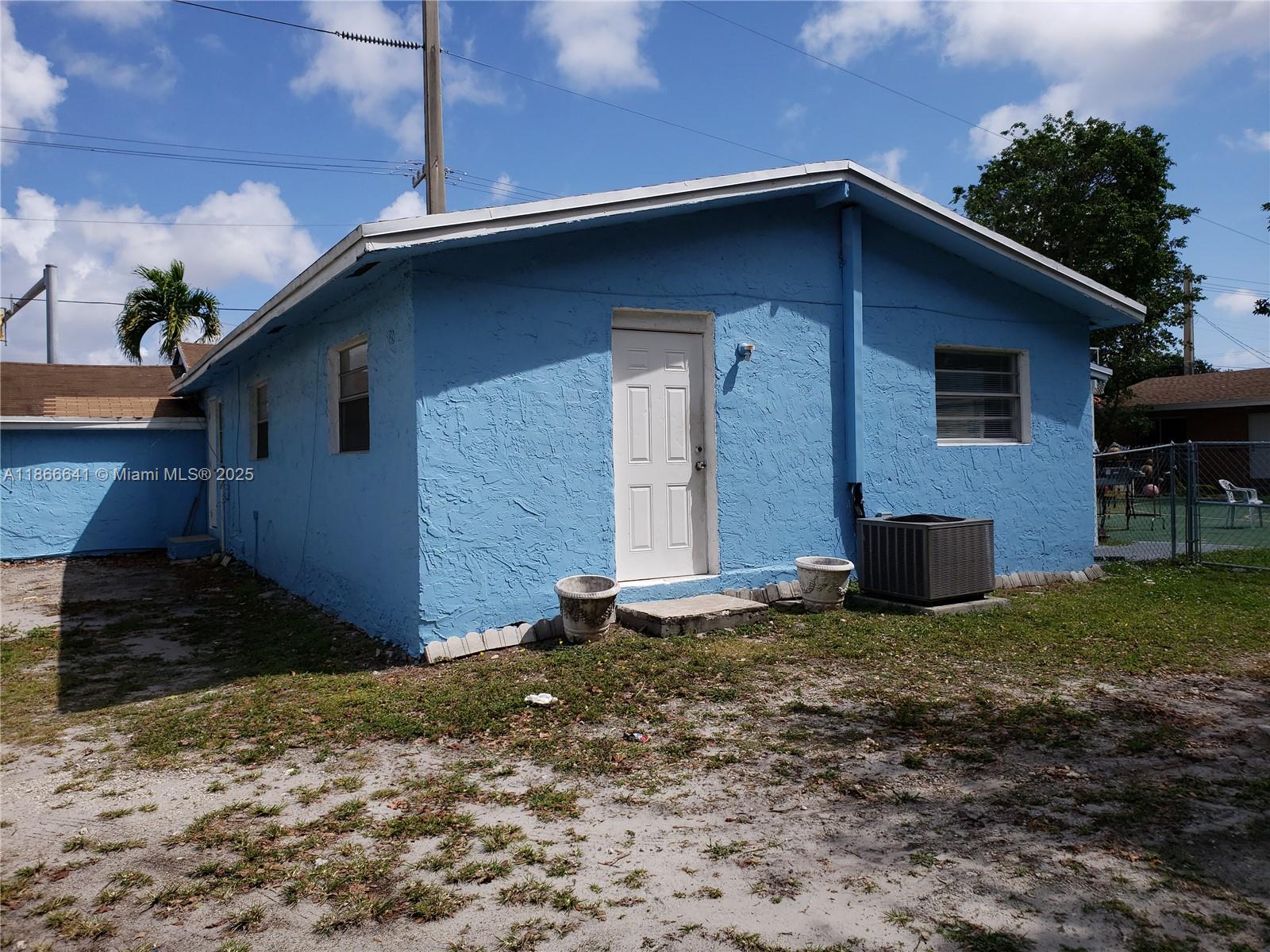 PINEWOOD PARK PL AMD 2ND - фото