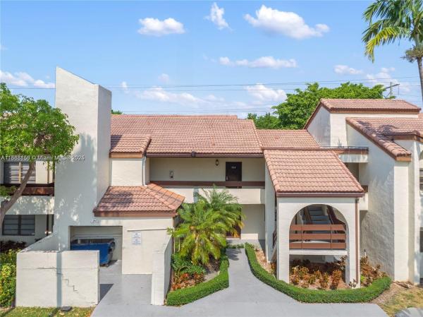 KENLAND BEND SOUTH CONDO