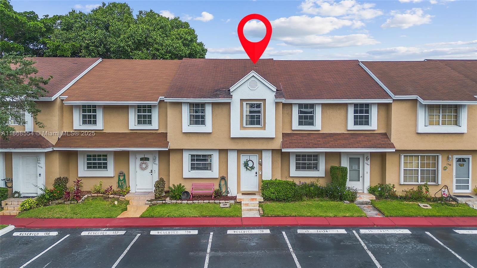 Jasmine at Woodmont - фото