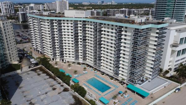 3725 S OCEAN DR #1022, HOLLYWOOD, FL 33019