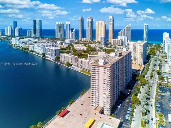 251 174TH ST #216, SUNNY ISLES BEACH, FL 33160