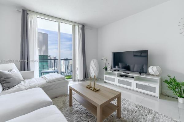 LATITUDE ON THE RIVER