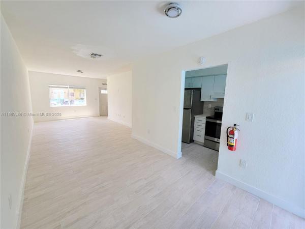 SUNSET PALM VILLAS CONDO