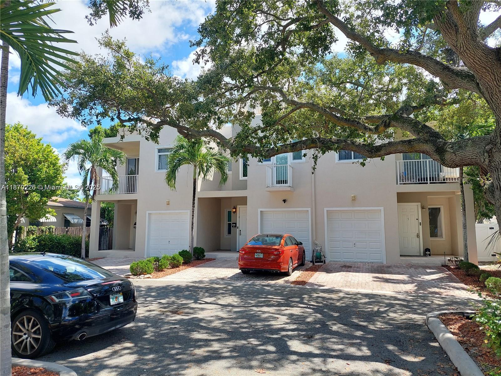 THE RESIDENCES - фото