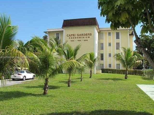 Capri Gardens - фото