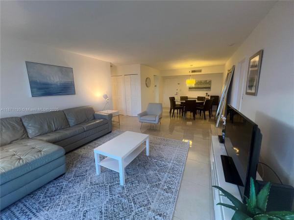 3300 NE 192ND ST #705, AVENTURA, FL 33180