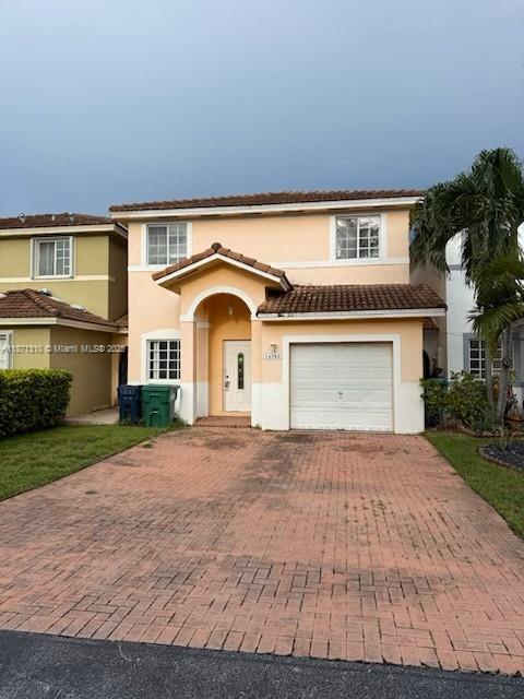 PRECIOUS HOMES AT TWIN LA - фото