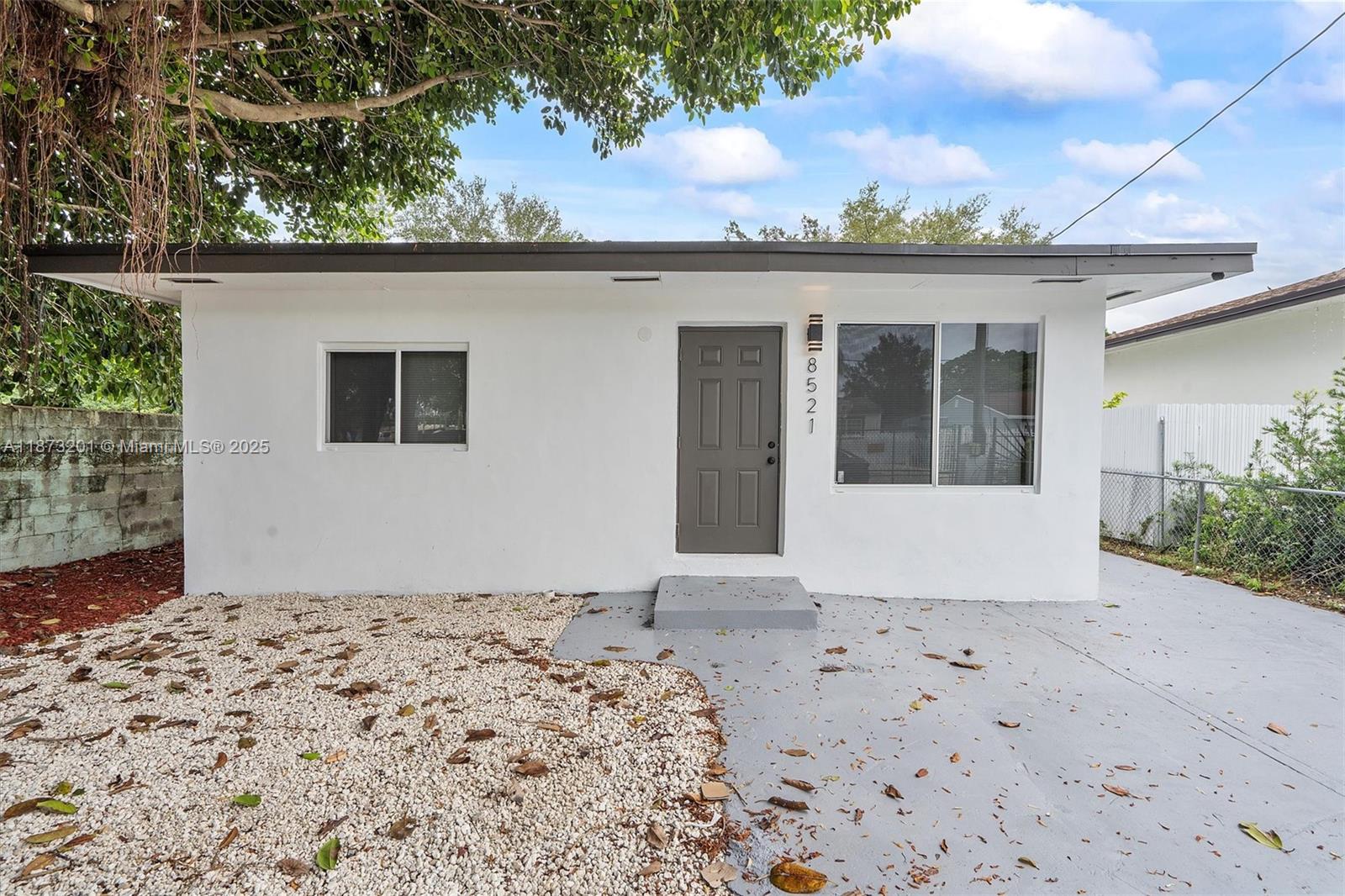 FERNVILLE PARK - фото