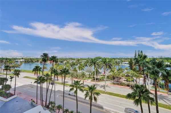 The Carriage House Condo