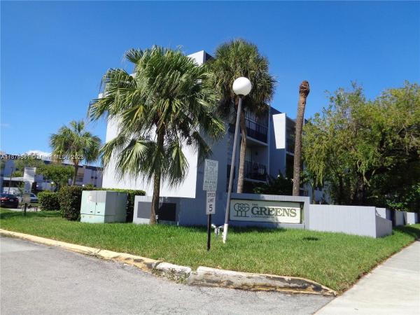 THE GREENS CONDOMINIUM